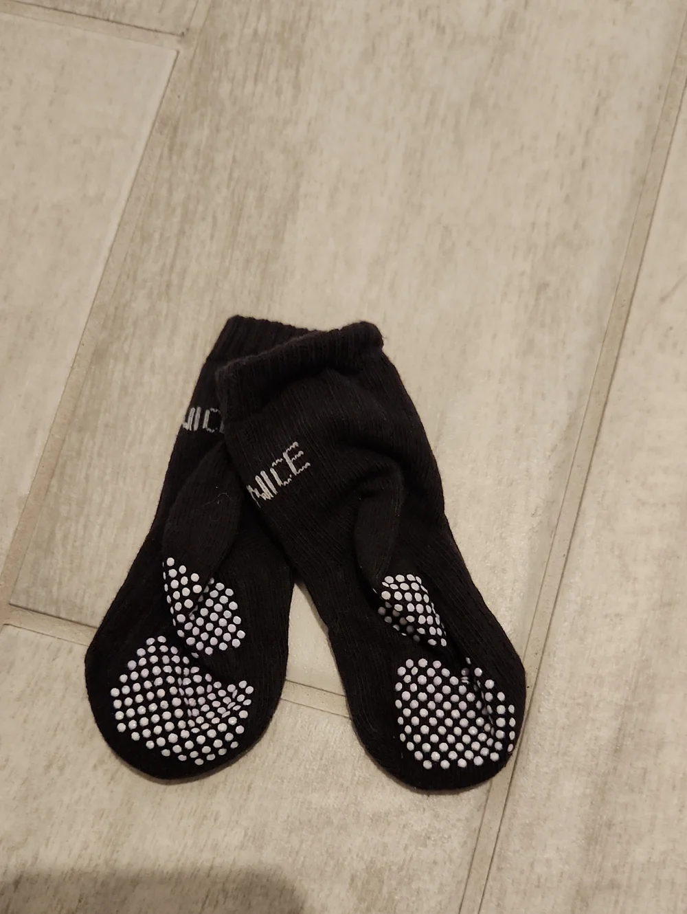🌴New Skid Resistent Baby Socks